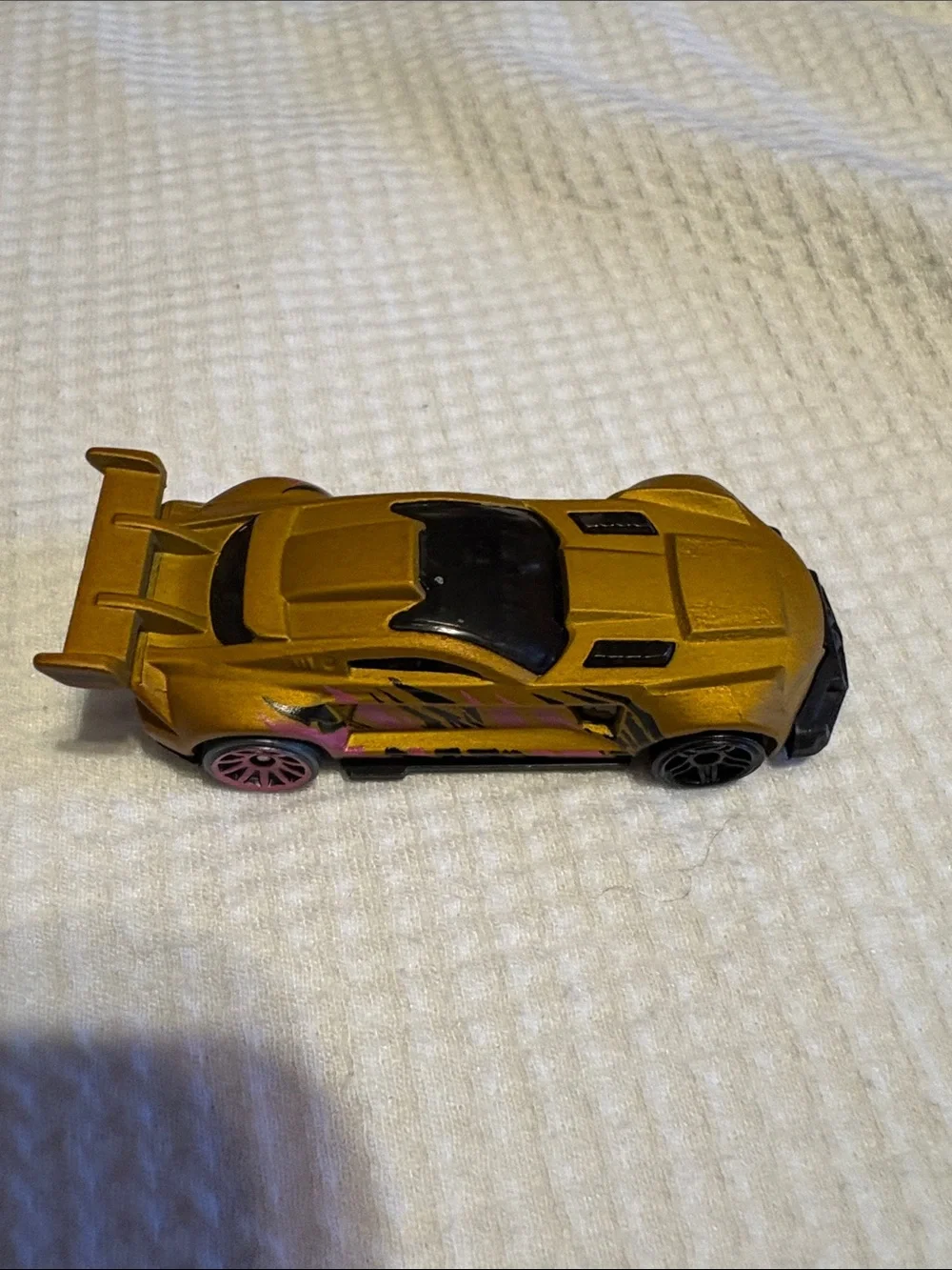 Hot Wheels Matchbox Lot 11 cars Chevy LUV Porsche BMW Ford 40 Jeep
